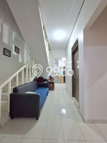 Rumah Strategis Modern Lb 140m2 di Pondok Aren, Tangerang Selatan Rumah Strategis Modern Lb 140m2 di Pondok Aren, Tangerang Selatan