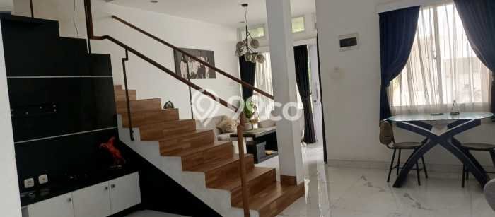 Hunian Cantik Minimalis Lb 240m2 di Ciputat, Tangerang Selatan Hunian Cantik Minimalis Lb 240m2 di Ciputat, Tangerang Selatan