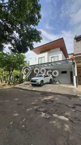 Jual Rumah Luas Elegan Dengan View Eksklusif di Sektor 8 - Bintaro, Tangerang Selatan Jual Rumah Luas Elegan Dengan View Eksklusif di Sektor 8 - Bintaro, Tangerang Selatan