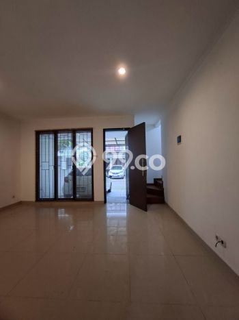Rumah Modern Cantik 3 KT Bisa Langsung Pindah di Ciputat Rumah Modern Cantik 3 KT Bisa Langsung Pindah di Ciputat