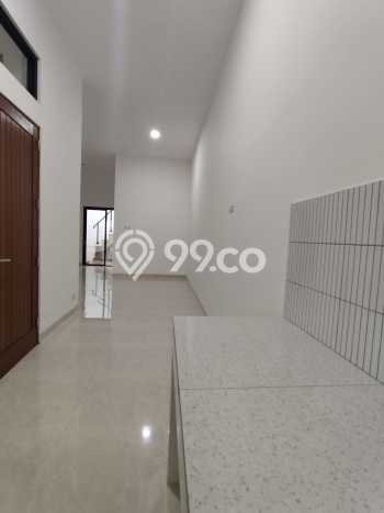 Rumah Strategis Minimalis Lb 100m2 di Ciputat, Tangerang Selatan Rumah Strategis Minimalis Lb 100m2 di Ciputat, Tangerang Selatan