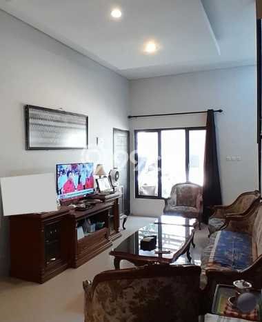 DIJUAL CEPAT! Rumah Minimalis area Ciputat, Tangerang Selatan, Luas 105m² LB 200m² Bisa Nego! DIJUAL CEPAT! Rumah Minimalis area Ciputat, Tangerang Selatan, Luas 105m² LB 200m² Bisa Nego!