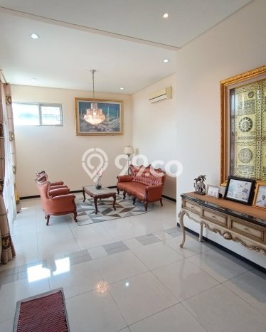 Hunian Elit LB 300m2 Siap Huni Desain Elegan di Bintaro, Tangerang Selatan Hunian Elit LB 300m2 Siap Huni Desain Elegan di Bintaro, Tangerang Selatan