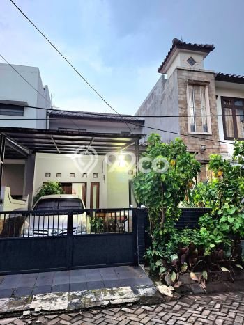 Rumah Strategis Modern Lb 140m2 di Pondok Aren, Tangerang Selatan Rumah Strategis Modern Lb 140m2 di Pondok Aren, Tangerang Selatan