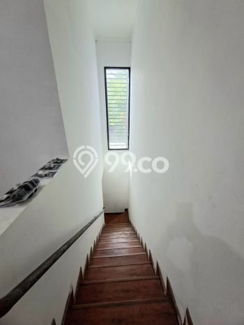 Rumah Modern Cantik 3 KT Bisa Langsung Pindah di Ciputat Rumah Modern Cantik 3 KT Bisa Langsung Pindah di Ciputat