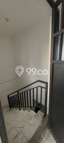Ruko untuk Disewa di Pusat Tangerang Selatan Luas Bangunan 60m2 Ruko untuk Disewa di Pusat Tangerang Selatan Luas Bangunan 60m2