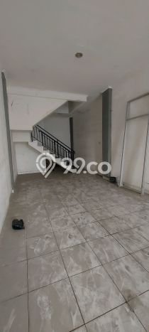 Ruko untuk Disewa di Pusat Tangerang Selatan Luas Bangunan 60m2 Ruko untuk Disewa di Pusat Tangerang Selatan Luas Bangunan 60m2