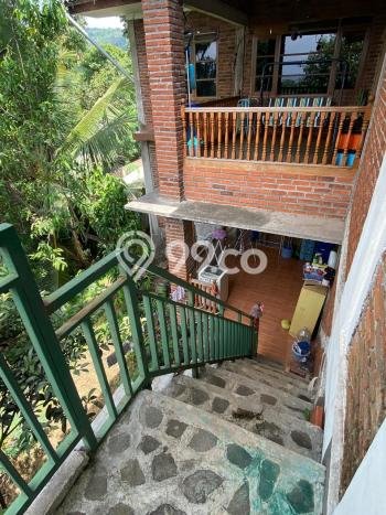 Rumah Modern Minimalis 5 Kamar Siap Huni di Cimenyan Rumah Modern Minimalis 5 Kamar Siap Huni di Cimenyan