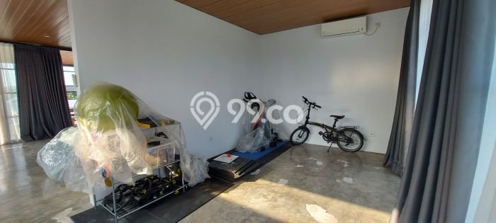 Rumah Elit Modern Tanpa Renovasi di Bintaro Jakarta Selatan Rumah Elit Modern Tanpa Renovasi di Bintaro Jakarta Selatan