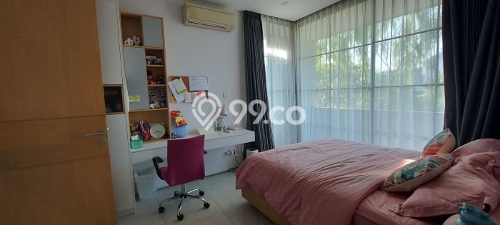 Rumah Elit Modern Tanpa Renovasi di Bintaro Jakarta Selatan Rumah Elit Modern Tanpa Renovasi di Bintaro Jakarta Selatan