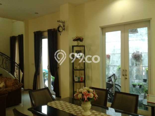 Rumah Elit Modern Siap Huni di Bintaro Tangerang Selatan Rumah Elit Modern Siap Huni di Bintaro Tangerang Selatan