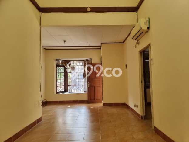 Dijual Hunian Rumah Nyaman 2 Kamar di Bintaro, Tangerang Selatan Dijual Hunian Rumah Nyaman 2 Kamar di Bintaro, Tangerang Selatan