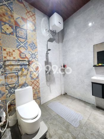 Rumah Strategis Modern Lb 90m2 di Ciputat Timur, Tangerang Selatan Rumah Strategis Modern Lb 90m2 di Ciputat Timur, Tangerang Selatan