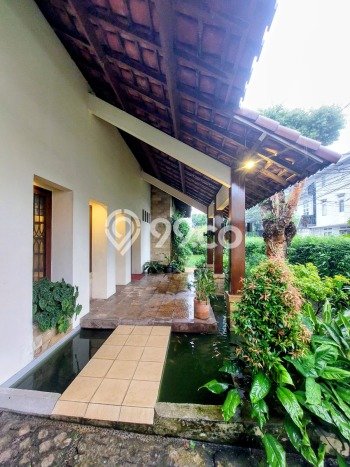 Rumah Modern LB/LT 235m2/467m2 Siap Huni Area Cipete, Jakarta Selatan Rumah Modern LB/LT 235m2/467m2 Siap Huni Area Cipete, Jakarta Selatan