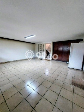 Rumah Modern LB/LT 235m2/467m2 Siap Huni Area Cipete, Jakarta Selatan Rumah Modern LB/LT 235m2/467m2 Siap Huni Area Cipete, Jakarta Selatan