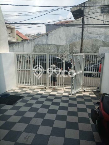 Rumah Luxury Modern Siap Huni di Tomang Jakarta Barat Rumah Luxury Modern Siap Huni di Tomang Jakarta Barat