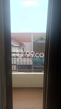 Ready to Use! Luxury House LT 230m2 Desain Modern di Bintara Ready to Use! Luxury House LT 230m2 Desain Modern di Bintara