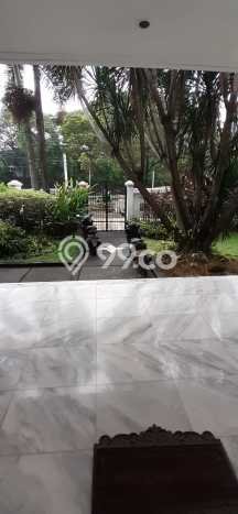 Hunian Modern Untuk Disewakan di Senayan Jakarta Pusat 7 KT & 5 KM Hunian Modern Untuk Disewakan di Senayan Jakarta Pusat 7 KT & 5 KM