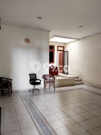 Rumah Asri di , 5 KT, Area Tenang, Luas 550m2m² LB 500m2m² Rumah Asri di , 5 KT, Area Tenang, Luas 550m2m² LB 500m2m²