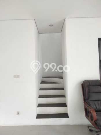 Rumah Kontrakan Jakarta Selatan LT 130m2 LB 140m2 Area Tanah Kusir Rumah Kontrakan Jakarta Selatan LT 130m2 LB 140m2 Area Tanah Kusir
