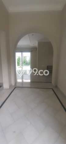 Rumah Modern Disewakan di Kebayoran Baru Jakarta Selatan Area Sangat Strategis Rumah Modern Disewakan di Kebayoran Baru Jakarta Selatan Area Sangat Strategis