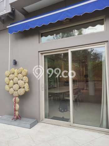 Disewakan Rumah Nyaman LT 400m2 / LB 800m2 di SCBD, Jakarta Selatan Disewakan Rumah Nyaman LT 400m2 / LB 800m2 di SCBD, Jakarta Selatan