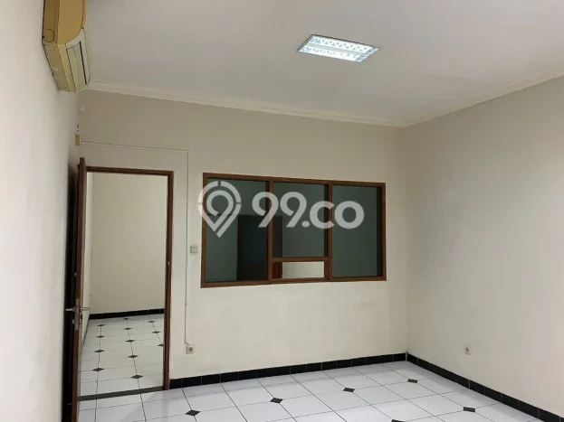 Ruko bagus disewakan di Kebayoran Baru Jakarta Selatan dengan LB 160m2 harga sewa terbaik Ruko bagus disewakan di Kebayoran Baru Jakarta Selatan dengan LB 160m2 harga sewa terbaik