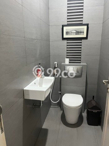 Rumah Elit LB 500m2 Siap Huni Desain Elegan di Lebak Bulus, Jakarta Selatan Rumah Elit LB 500m2 Siap Huni Desain Elegan di Lebak Bulus, Jakarta Selatan