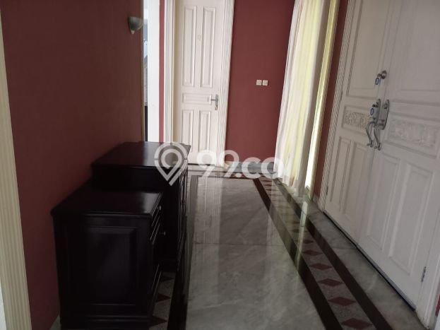 Rumah Kondisi Baik Disewakan di Pondok Indah, Jakarta Selatan LT 1000m2, LB 1000m2 Rumah Kondisi Baik Disewakan di Pondok Indah, Jakarta Selatan LT 1000m2, LB 1000m2