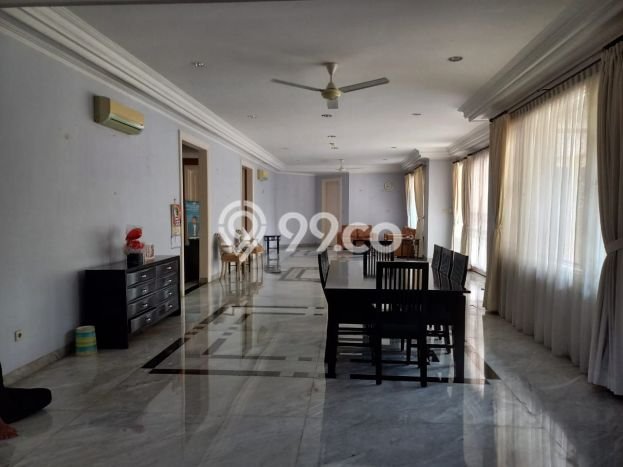 Rumah Kondisi Baik Disewakan di Pondok Indah, Jakarta Selatan LT 1000m2, LB 1000m2 Rumah Kondisi Baik Disewakan di Pondok Indah, Jakarta Selatan LT 1000m2, LB 1000m2