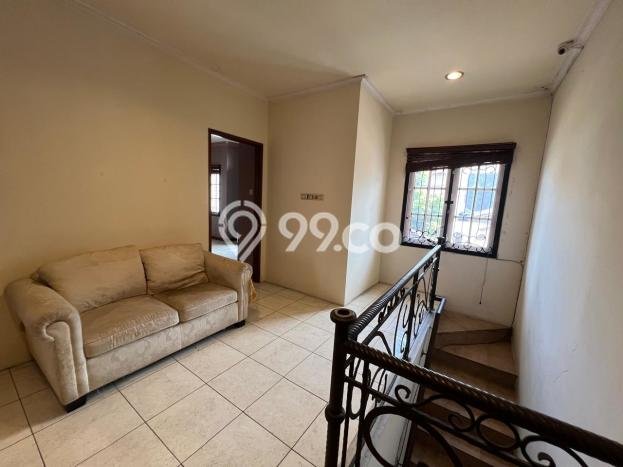 Dijual Cepat Rumah Minimalis & Modern LB 200m2 di Pondok Indah Dijual Cepat Rumah Minimalis & Modern LB 200m2 di Pondok Indah