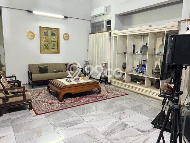 Dijual Rumah Luas Elegan Dengan View Cantik di Kemang, Jakarta Selatan Dijual Rumah Luas Elegan Dengan View Cantik di Kemang, Jakarta Selatan