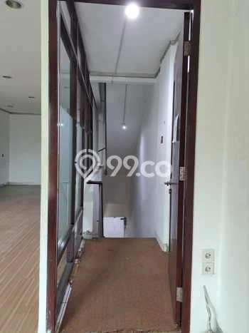 Disewakan Ruko di Pusat Kota Jakarta Selatan Ramai Strategis Disewakan Ruko di Pusat Kota Jakarta Selatan Ramai Strategis