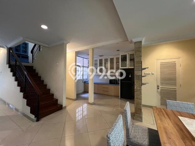 Disewakan! Rumah 3 Kamar Tidur &
2 Kamar Mandi di Pondok Indah, Jakarta Selatan Disewakan! Rumah 3 Kamar Tidur &
2 Kamar Mandi di Pondok Indah, Jakarta Selatan