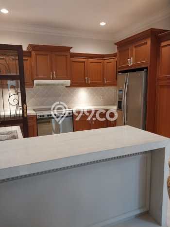 Hunian Modern Disewakan di Pondok Indah Jakarta Selatan 4 KT & 3 KM Hunian Modern Disewakan di Pondok Indah Jakarta Selatan 4 KT & 3 KM