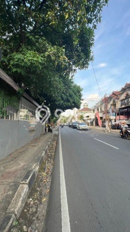 Komersial Bagus Dijual LB 700m2 Lokasi Strategis Jakarta Selatan Area Cocok untuk Bisnis Komersial Bagus Dijual LB 700m2 Lokasi Strategis Jakarta Selatan Area Cocok untuk Bisnis