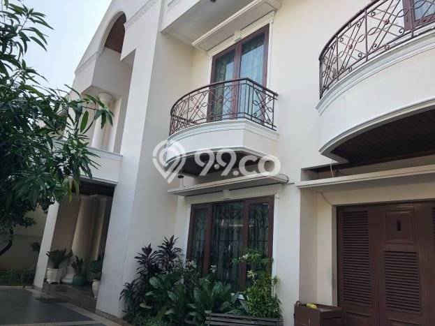 Rumah Elit Modern Tanpa Renovasi di Cipete Jakarta Selatan Rumah Elit Modern Tanpa Renovasi di Cipete Jakarta Selatan
