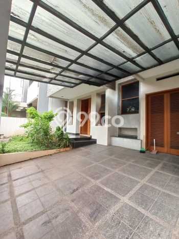 Dijual Hunian Mewah dengan Fasilitas Sekitar Lengkap di Kebayoran Baru, Jakarta Selatan Dijual Hunian Mewah dengan Fasilitas Sekitar Lengkap di Kebayoran Baru, Jakarta Selatan