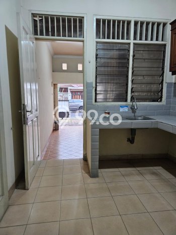 Sewa Rumah Murah di Pondok Indah Jakarta Selatan dengan 3 Kamar Tidur Sewa Rumah Murah di Pondok Indah Jakarta Selatan dengan 3 Kamar Tidur