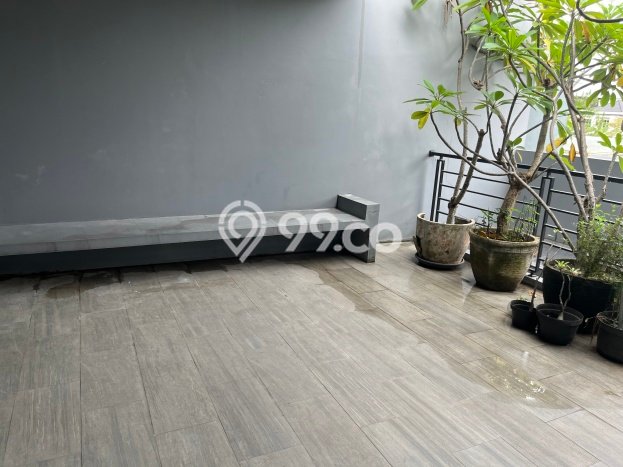 Rumah Elit LB 500m2 Siap Huni Desain Elegan di Lebak Bulus, Jakarta Selatan Rumah Elit LB 500m2 Siap Huni Desain Elegan di Lebak Bulus, Jakarta Selatan