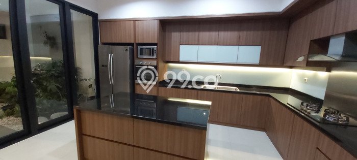 Hunian Minimalis Disewakan di Pondok Indah Jakarta Selatan 4 KT & 4 KM Hunian Minimalis Disewakan di Pondok Indah Jakarta Selatan 4 KT & 4 KM