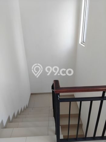 Jarang Ada! Rumah Kontrakan 3 Kamar Bagus Siap Huni Semanan Jarang Ada! Rumah Kontrakan 3 Kamar Bagus Siap Huni Semanan