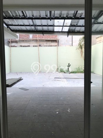 Jual Rumah Luas Elegan Dengan View Cantik di Green Lake City, Jakarta Barat Jual Rumah Luas Elegan Dengan View Cantik di Green Lake City, Jakarta Barat