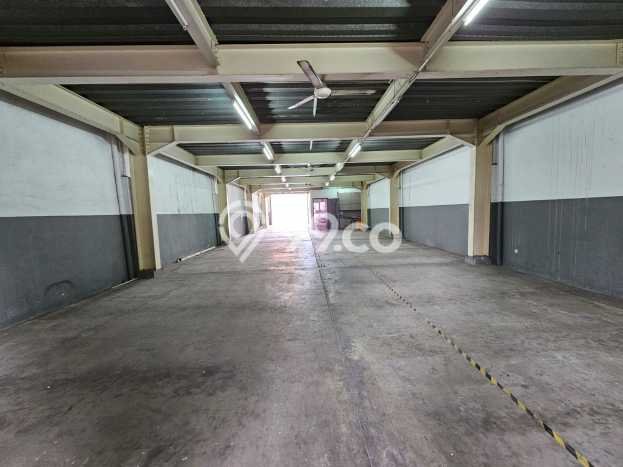 LOKASI STRATEGIS! Gudang di Daan Mogot, Luas 522m², Jalan Utama LOKASI STRATEGIS! Gudang di Daan Mogot, Luas 522m², Jalan Utama