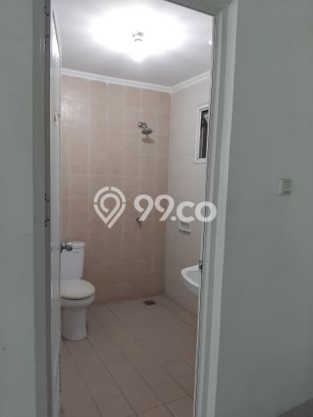 Unit Ruko Dijual di Jakarta Barat LT 67m2 & LB 210m2 Unit Ruko Dijual di Jakarta Barat LT 67m2 & LB 210m2