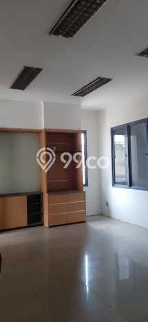 Gudang Dijual di Jakarta Selatan LT 1150m2 & LB 730m2 Lokasi Terbaik! Gudang Dijual di Jakarta Selatan LT 1150m2 & LB 730m2 Lokasi Terbaik!