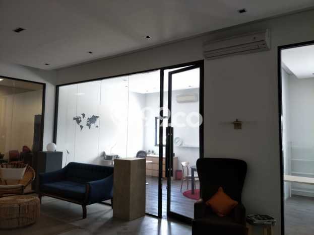 LOKASI STRATEGIS! Gudang di Daan Mogot, Luas 522m², Jalan Utama LOKASI STRATEGIS! Gudang di Daan Mogot, Luas 522m², Jalan Utama