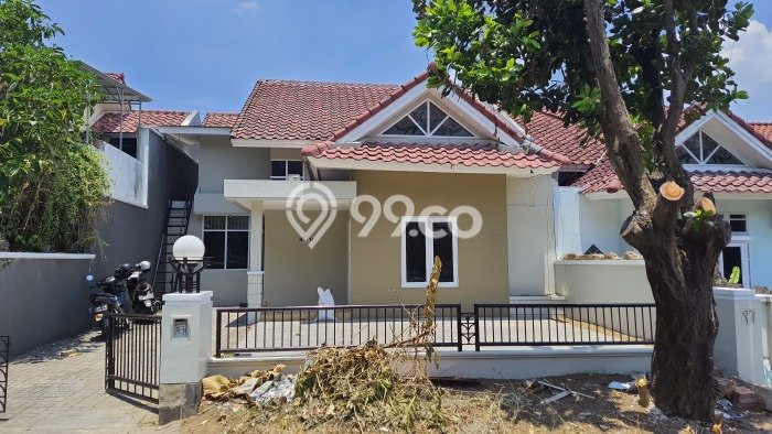 Rumah Asri di Citraland, 2 KM, LT 210m2m² Bangunan 200m2m² Rumah Asri di Citraland, 2 KM, LT 210m2m² Bangunan 200m2m²