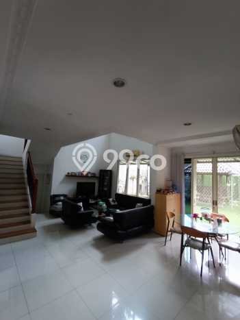 Ready to Use! Premium House LT 364m2 Desain Modern di Mayjen Sungkono Ready to Use! Premium House LT 364m2 Desain Modern di Mayjen Sungkono