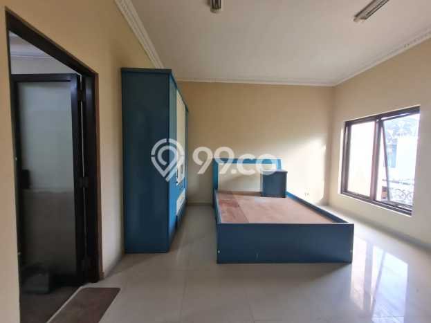 Hunian Elit LB 450m2 Siap Pakai Desain Elegan di Pakuwon Indah, Surabaya Hunian Elit LB 450m2 Siap Pakai Desain Elegan di Pakuwon Indah, Surabaya